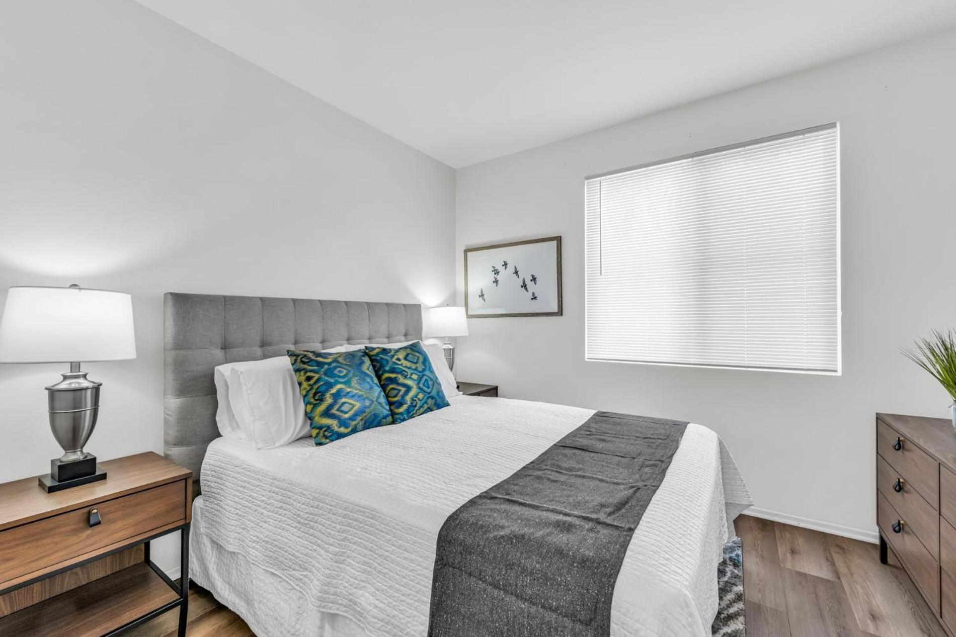 Top Floor Executive In Marina - Los Angeles — Photos 3